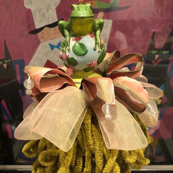 SILVESTRI~FROG TASSEL ORNAMENT BY KELLY PAULK - Picture 4 of 16